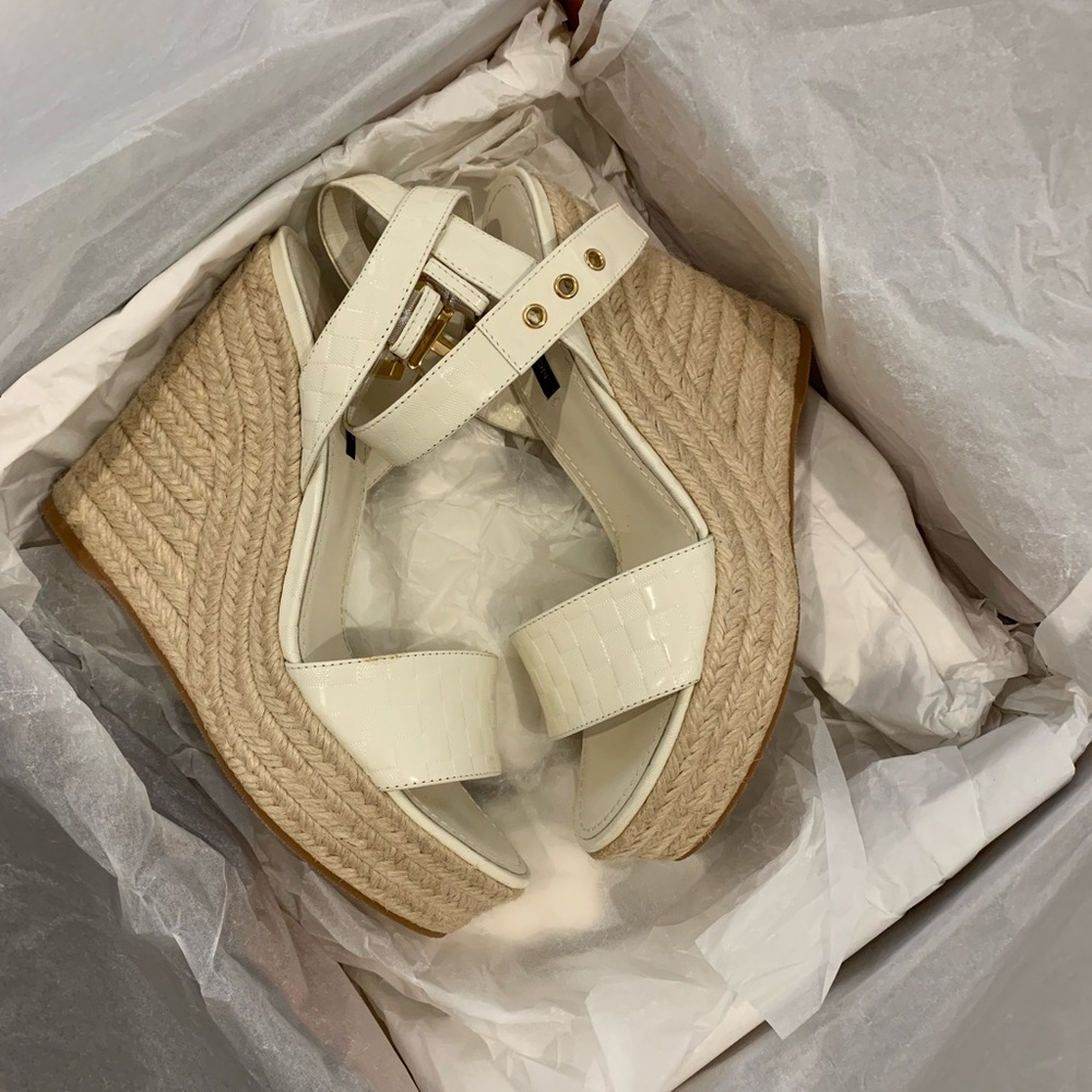 Louis Vuitton Creme Damier Checkered Wedges - Picture 4 of 6